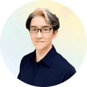 スピリチュアルカウンセラーTomokatsuのプロフィール写真(柔らかな光の背景)